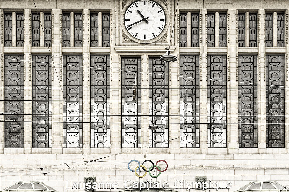 The facade of Lausanne train station.